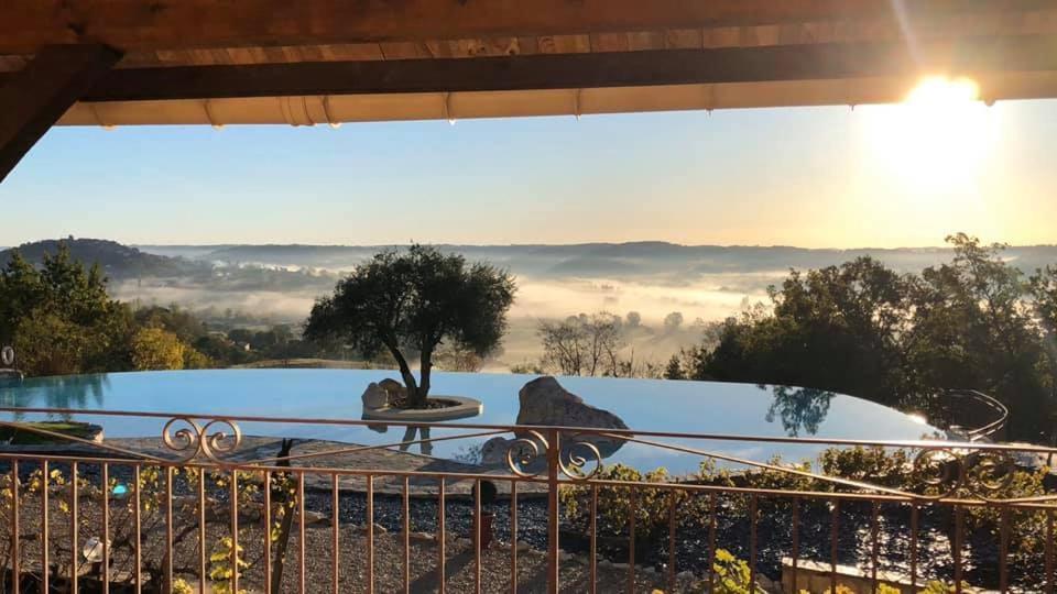 Le Belvedere Hotel Et Bien Etre Lauzerte Exterior foto